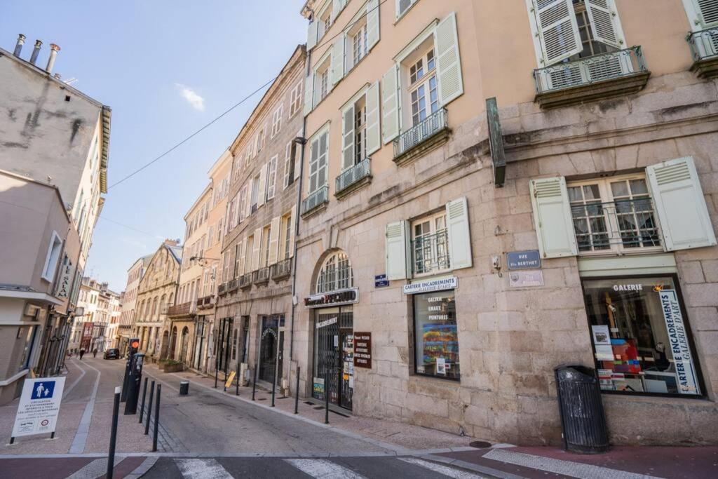 La Veilleuse - Appartement Au Coeur Du Centre Ville リモージュ エクステリア 写真