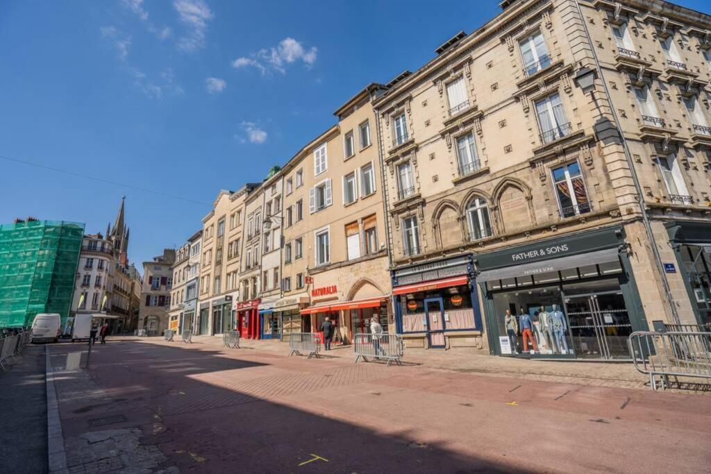 La Veilleuse - Appartement Au Coeur Du Centre Ville リモージュ エクステリア 写真