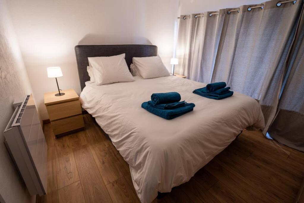 La Veilleuse - Appartement Au Coeur Du Centre Ville リモージュ エクステリア 写真